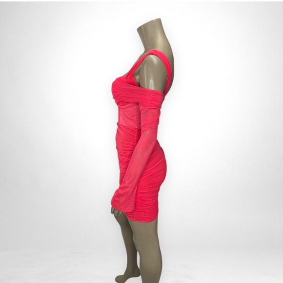 OH POLLY Off Shoulder Pink Mini Dress 6 - Picture 3 of 8